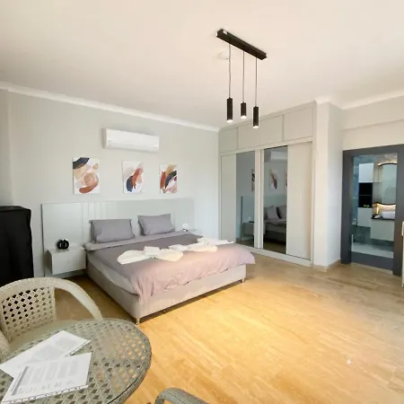 Bed and Breakfast Eden Nest Exclusive Μπέλεκ